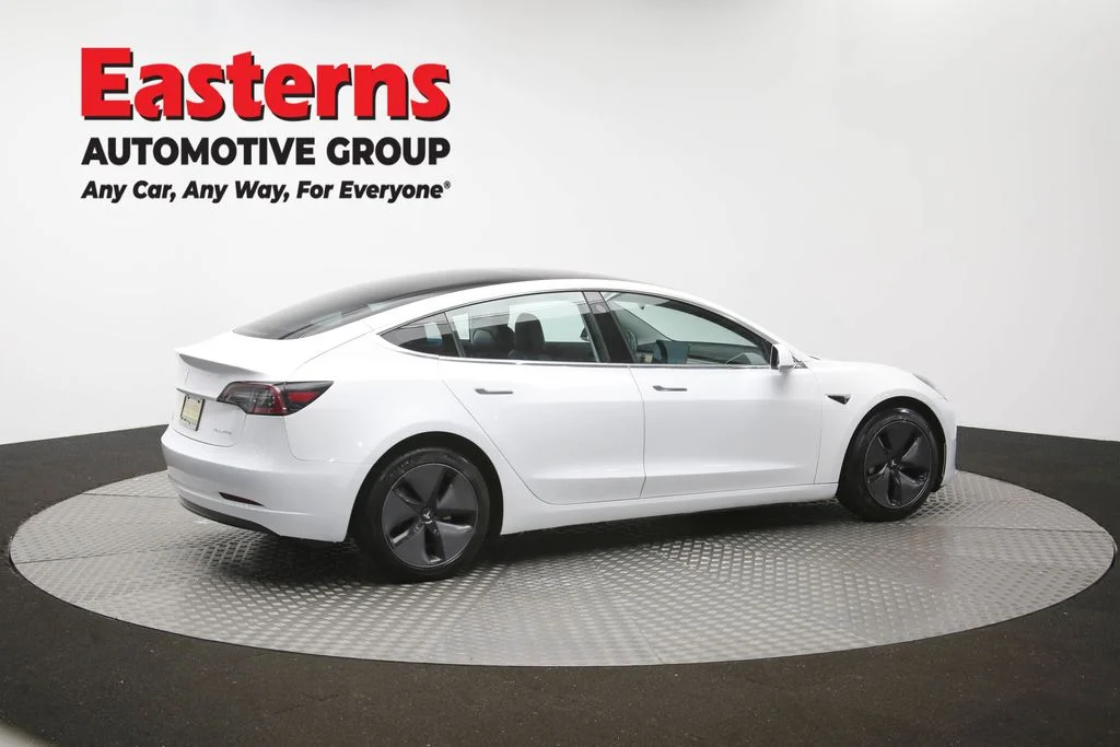 Used 2018 White Tesla Long Range image 35