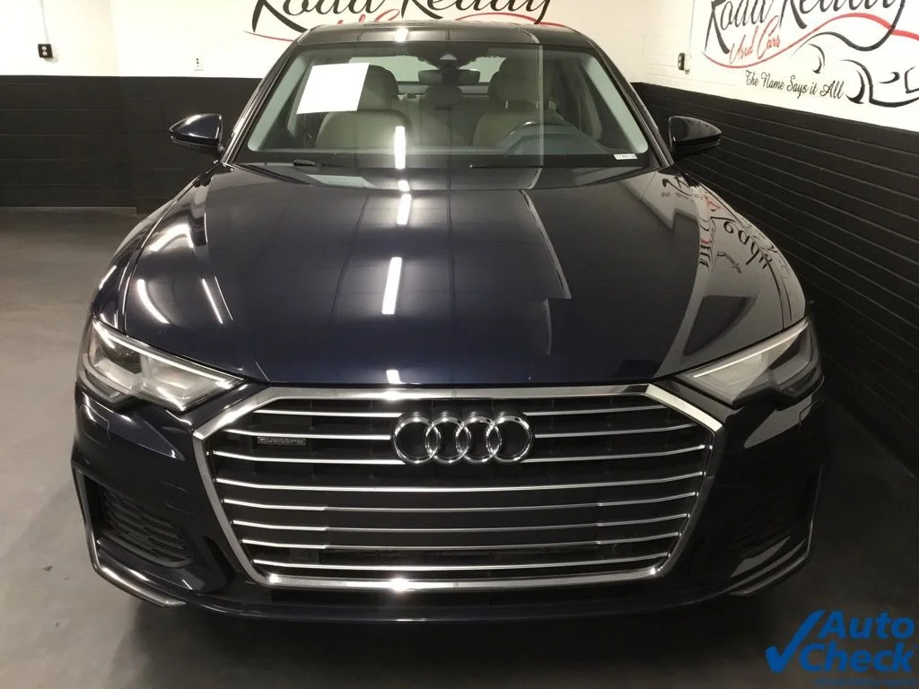 Used 2019 Blue Audi 3.0T Premium image 4