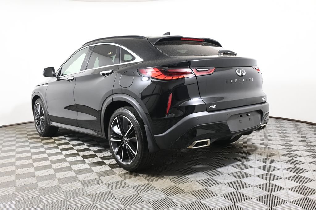 Certified Used 2023 Black INFINITI LUXE image 5