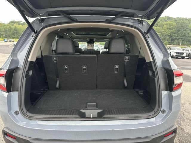 Used 2025  Honda Touring image 23