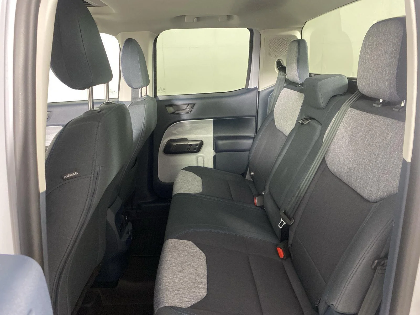 2025 Ford Maverick XLT - Photo 23