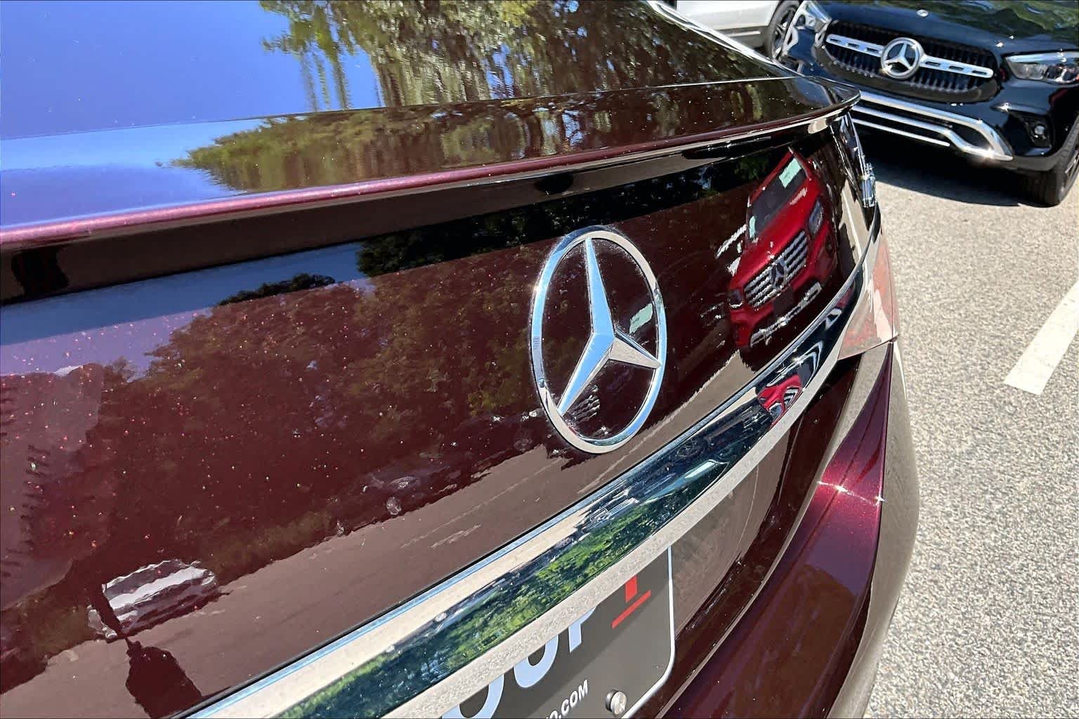 Used 2022 Rubellite Red Mercedes-Benz S 580 image 30