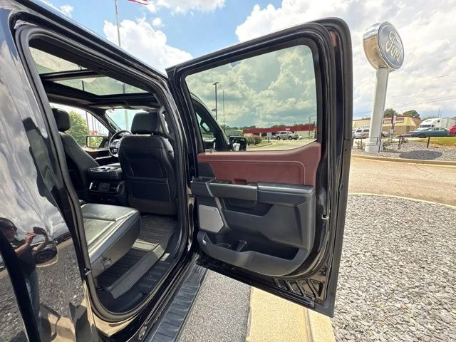 Used 2022 Agate Black Metallic Ford Lariat image 23