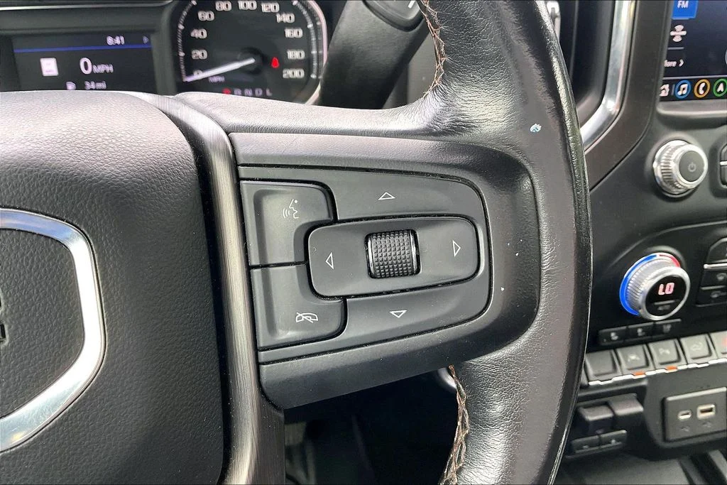 Used 2022 Onyx Black GMC AT4 image 15