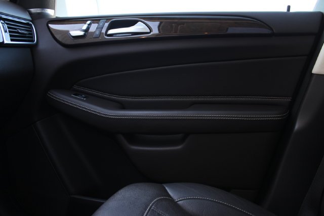 Used 2016 White Mercedes-Benz GLE 350 image 20