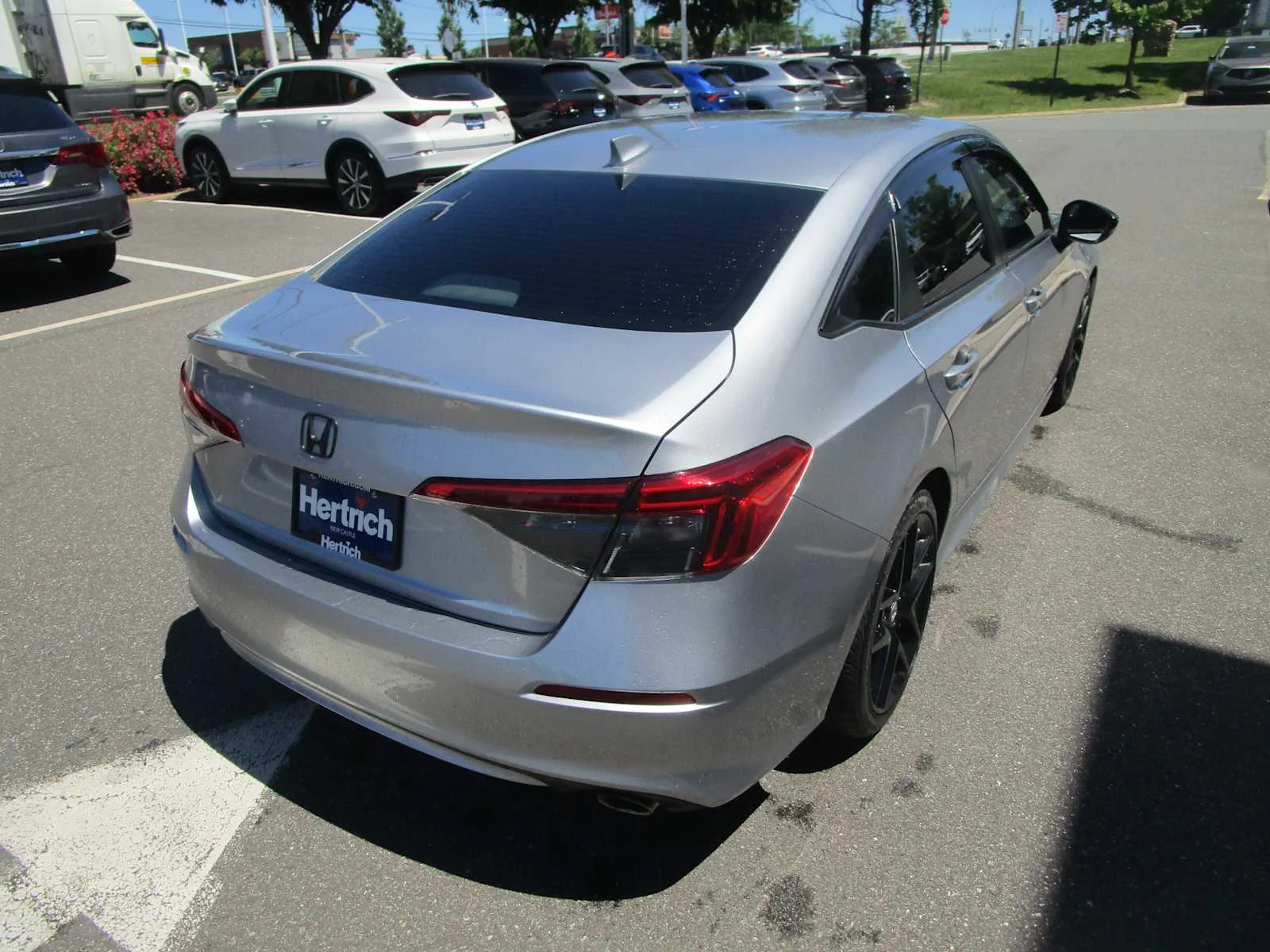 Used 2024 Lunar Silver Metallic Honda Sport image 6