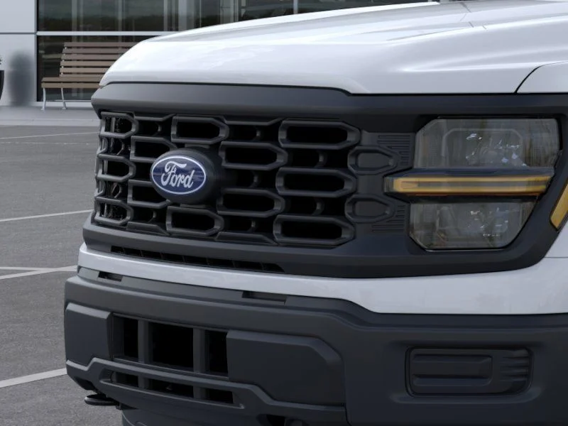 New 2026 Oxford White Ford XL image 18