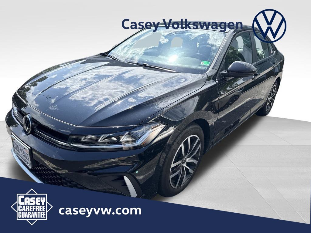 Used 2026 Deep Black Pearl Volkswagen 1.5T SE image 1