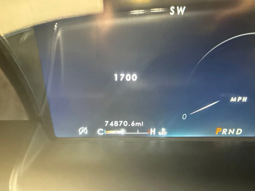 Used 2020 White Lincoln Reserve image 24