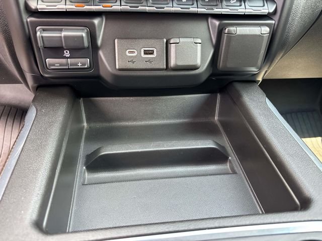 Used 2021 Iridescent Pearl Tricoat Chevrolet LT Trail Boss image 37
