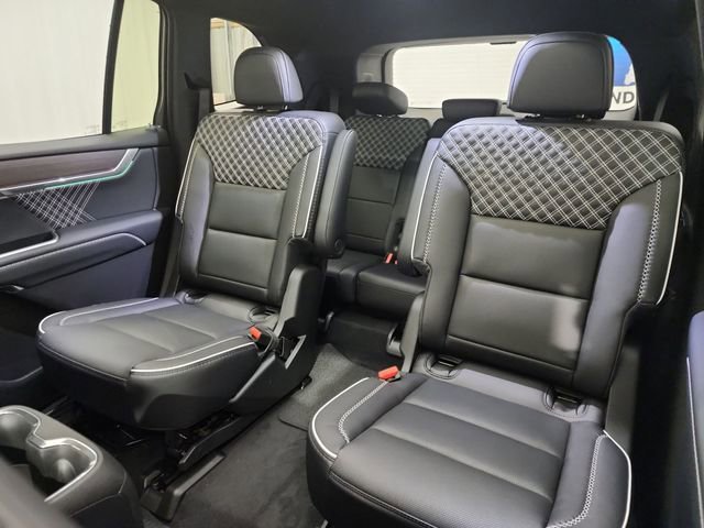 2026 GMC Acadia Denali - Photo 26