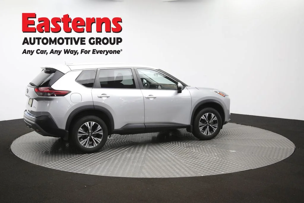 Used 2023 Silver Nissan SV image 104