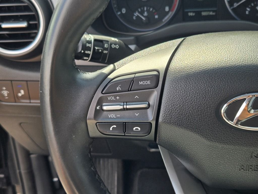 Used 2021 Ultra Black Hyundai Limited image 29