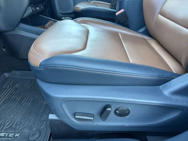 Used 2023 Blue Ford Lariat image 13