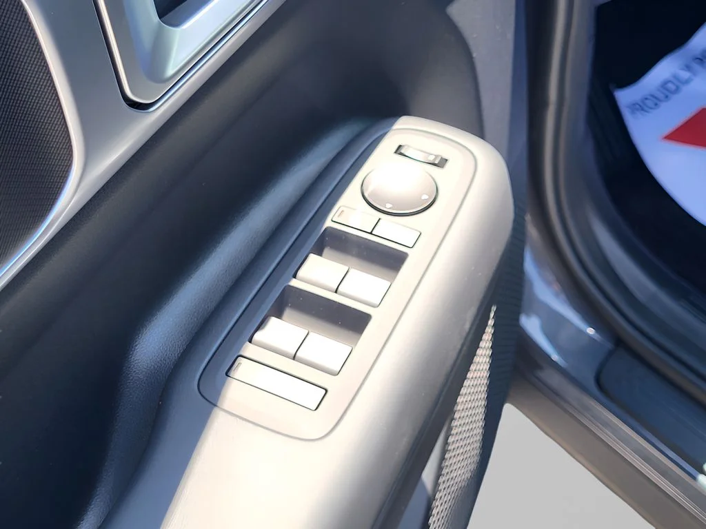 New 2026 Ecotronic Gray Hyundai SE image 19
