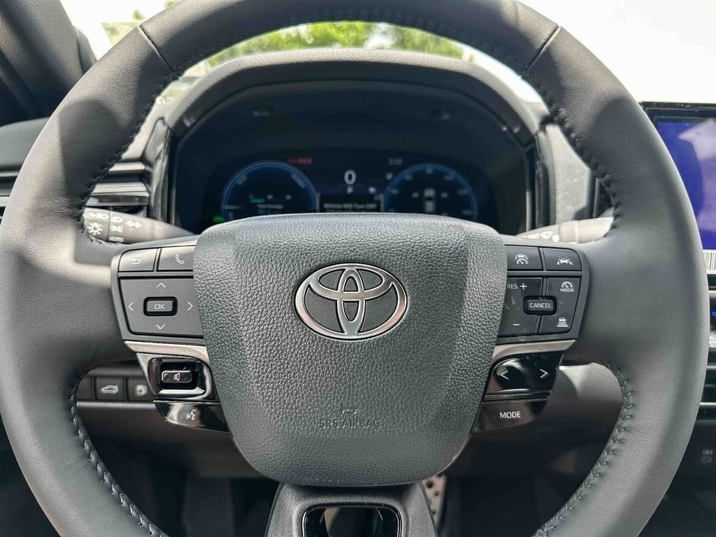 2026 Toyota Camry XSE - Photo 15