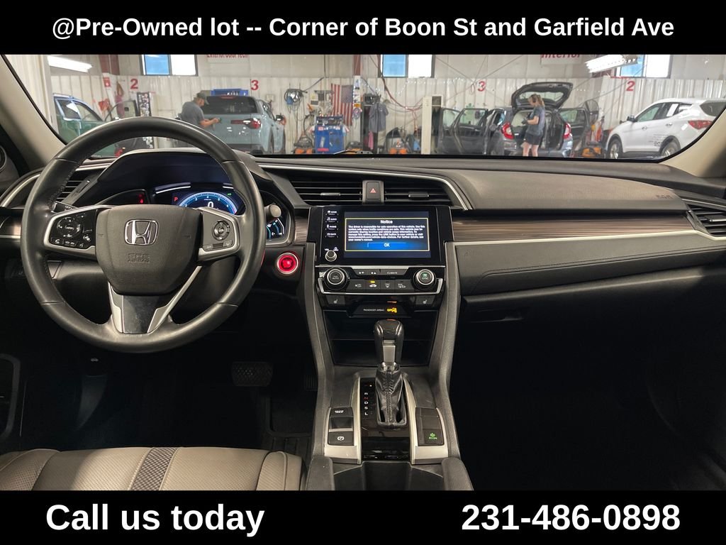 Used 2020  Honda EX-L image 17