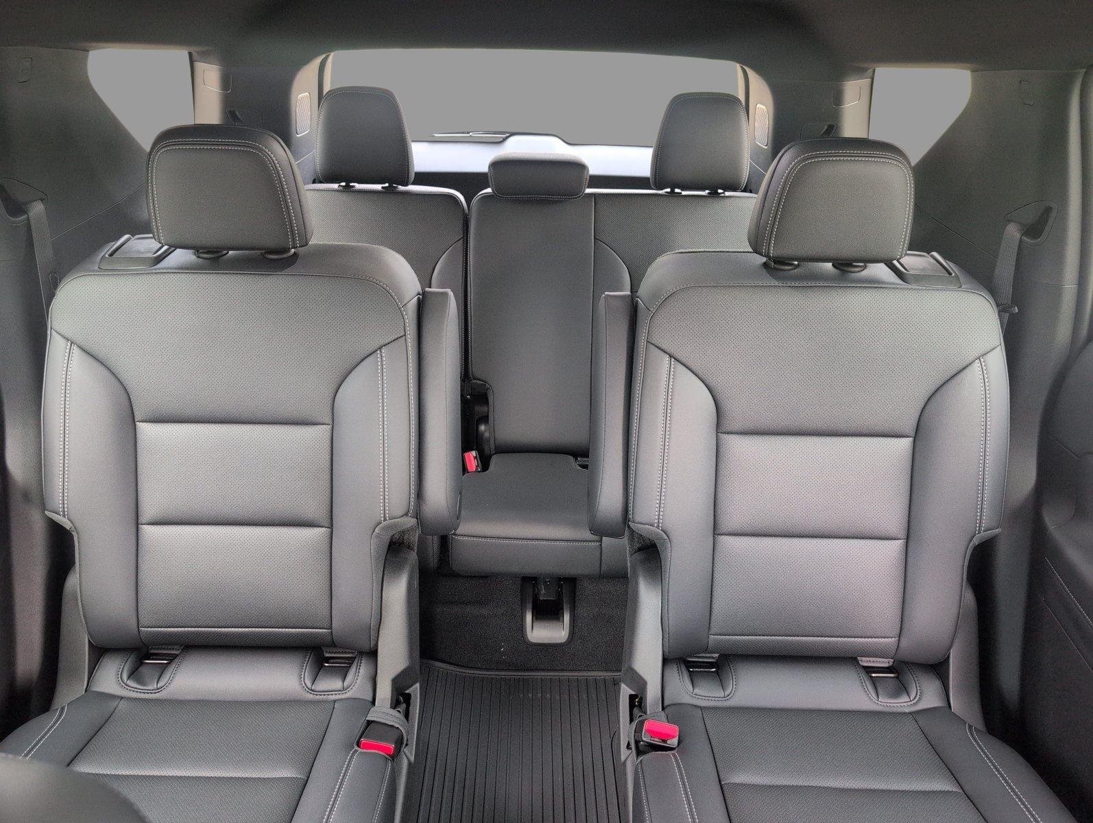 New 2026 Sterling Gray Metallic Chevrolet LT image 31