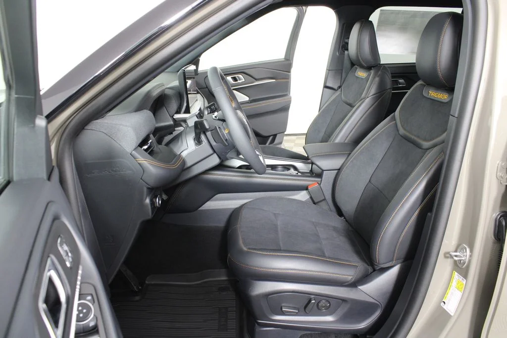 New 2026 Gray Ford Tremor image 24