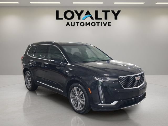 Used 2024 Stellar Black Metallic Cadillac Premium Luxury image 7