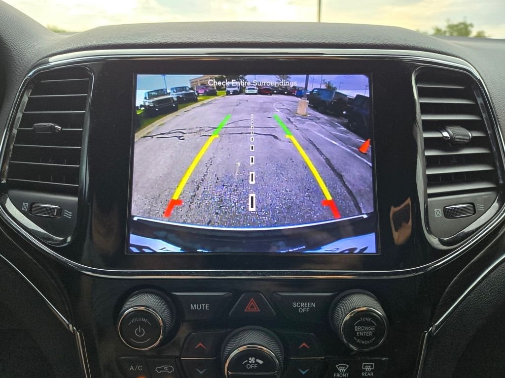 Used 2019 Black Jeep Limited image 24