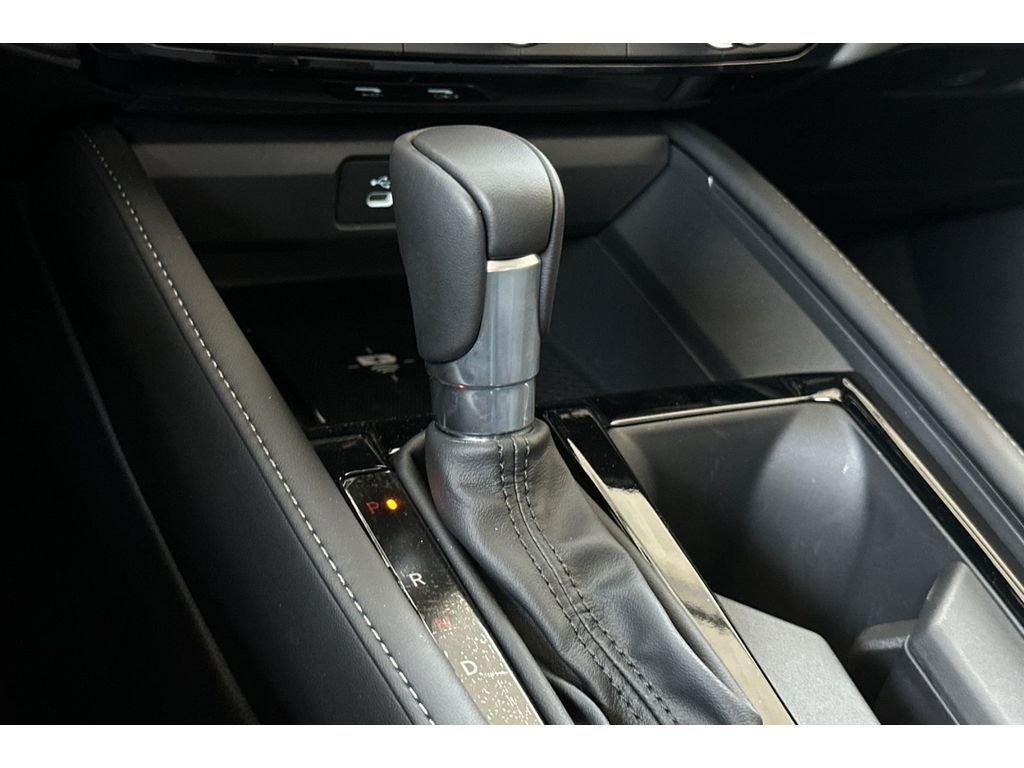 New 2026 Urban Gray Pearl Honda Touring image 25