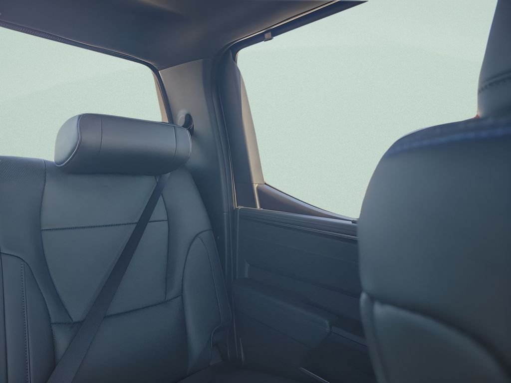 2026 Toyota Tundra Platinum - Photo 14