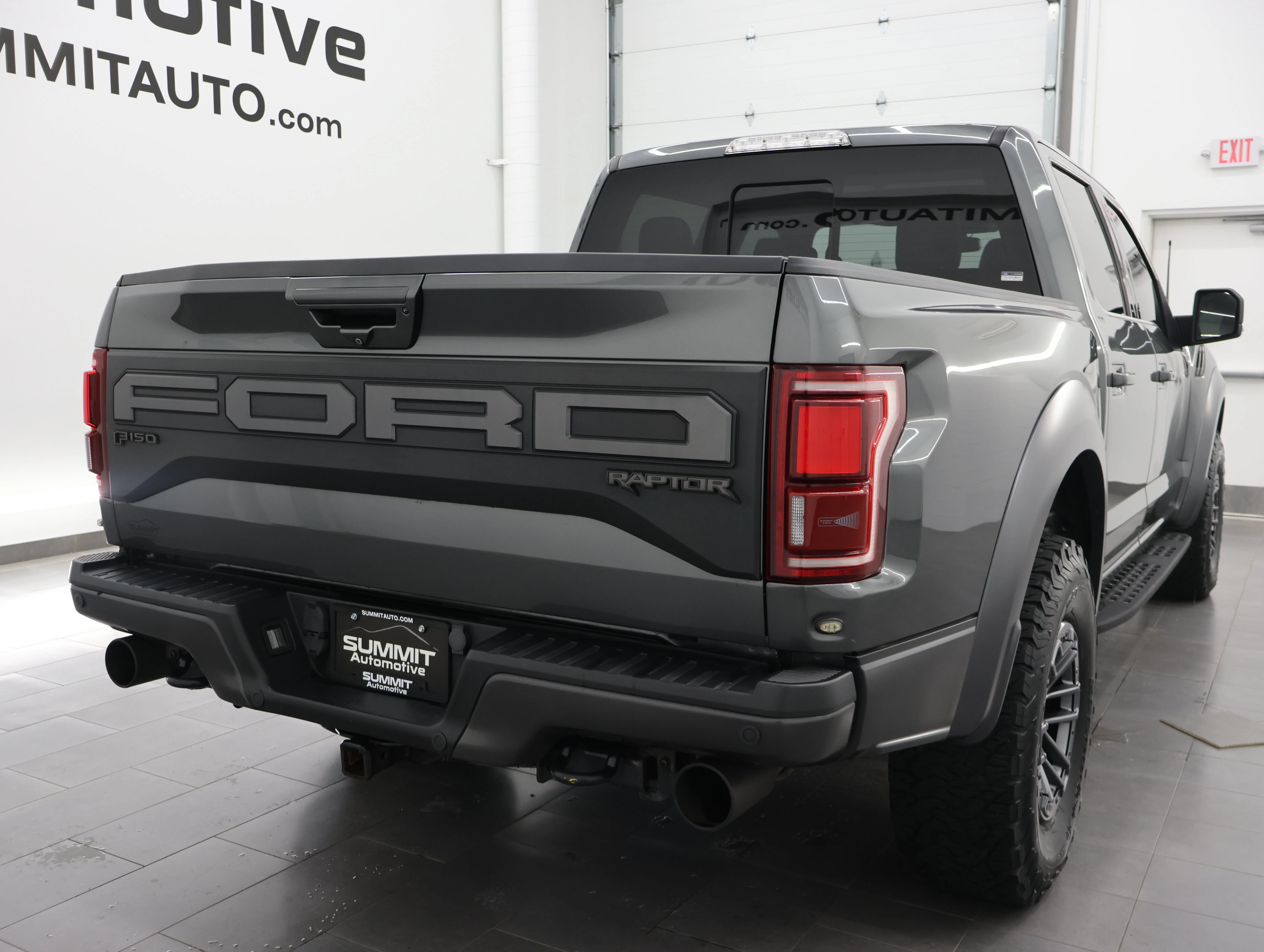 Used 2019 Magnetic Metallic Ford Raptor image 4