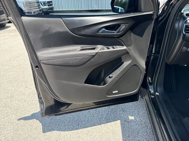 Used 2022 Black Chevrolet RS image 10