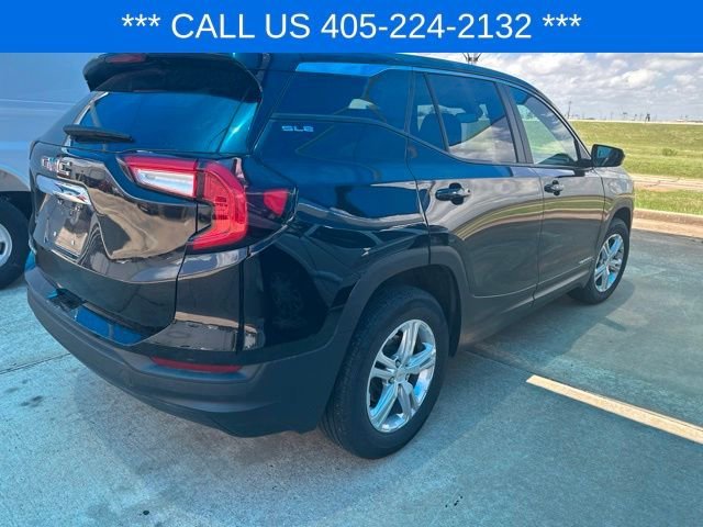 Used 2024 Ebony Twilight Metallic GMC SLE image 5