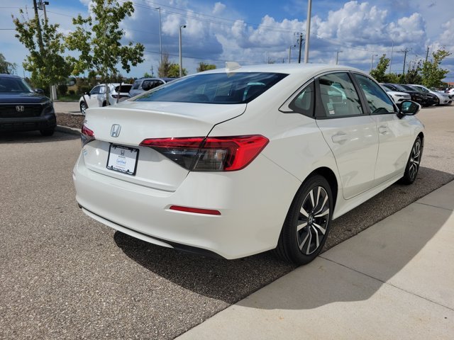 Certified Used 2024 Lunar Silver Metallic Honda 1.5T 4D EX image 6