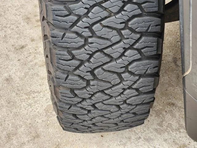 1GT49PEY7MF200360