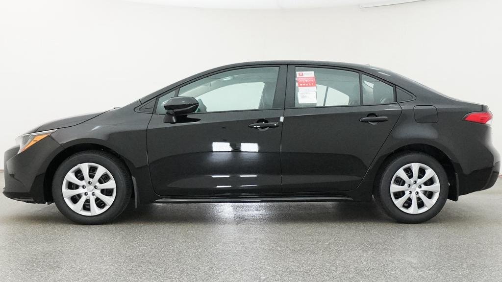 New 2026 Midnight Black Metallic Toyota LE image 18
