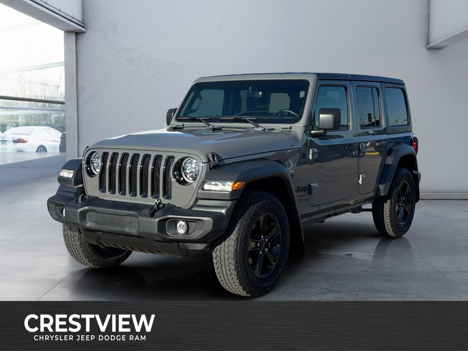 Used 2022 Gray Jeep Unlimited Sport Altitude image 1