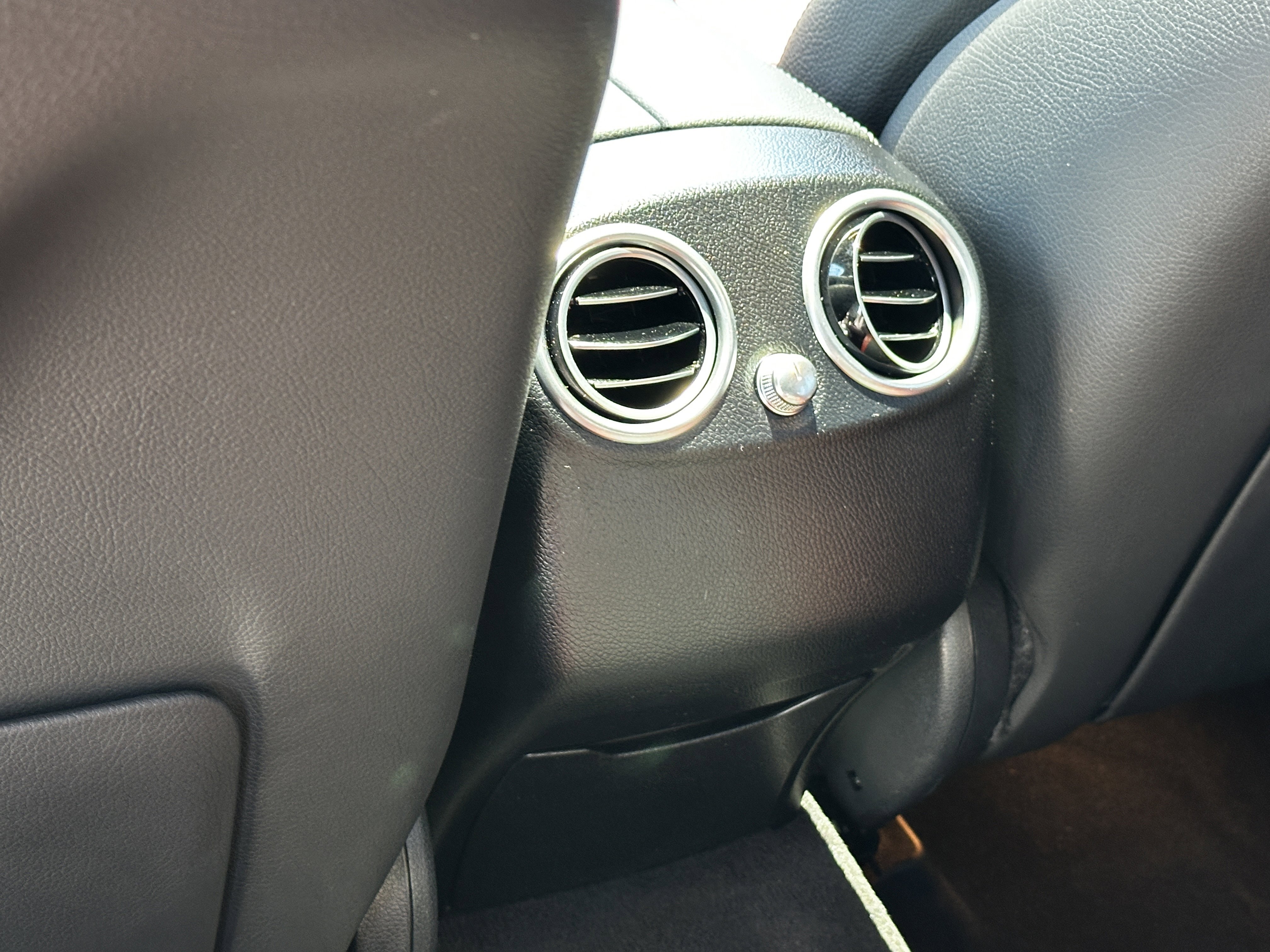 Certified Used 2022 White Mercedes-Benz GLC 300 image 25