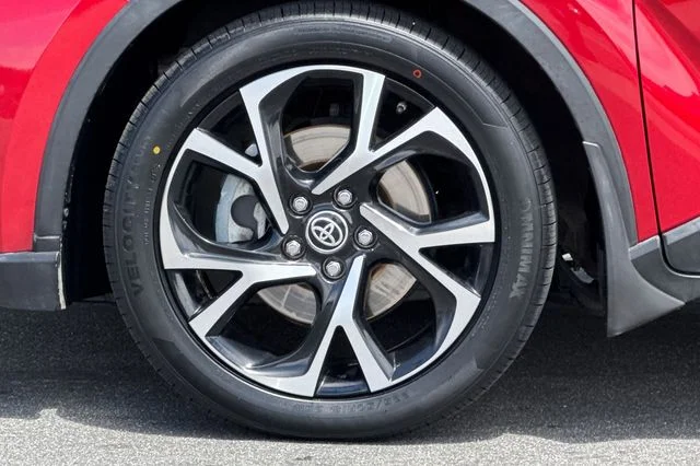 Certified Used 2021 Red Toyota XLE image 32