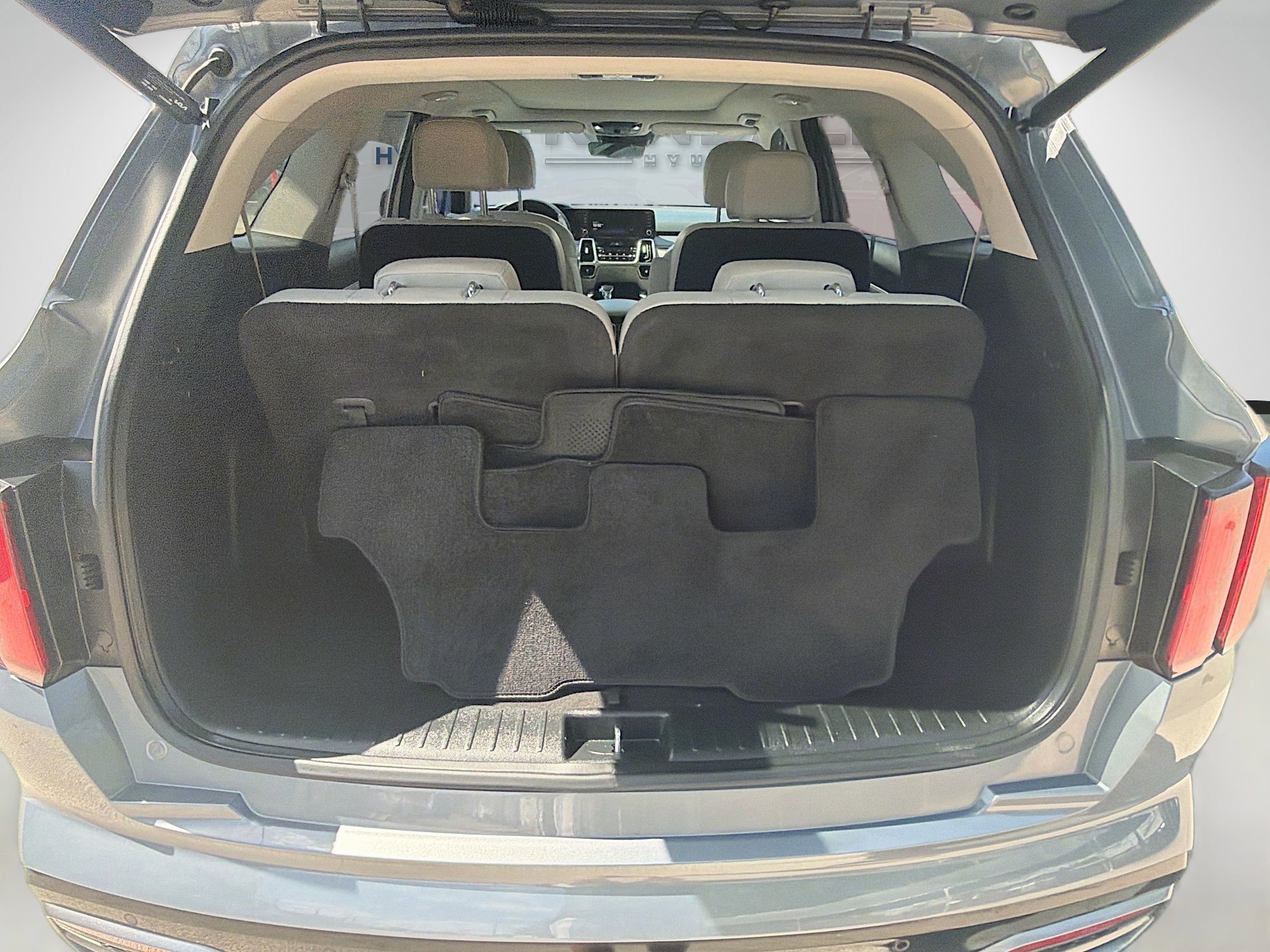 Used 2023 Everlasting Silver Kia SX image 24