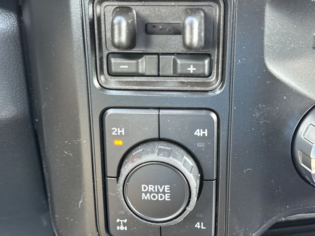 New 2026 Gray Ford Lariat image 34