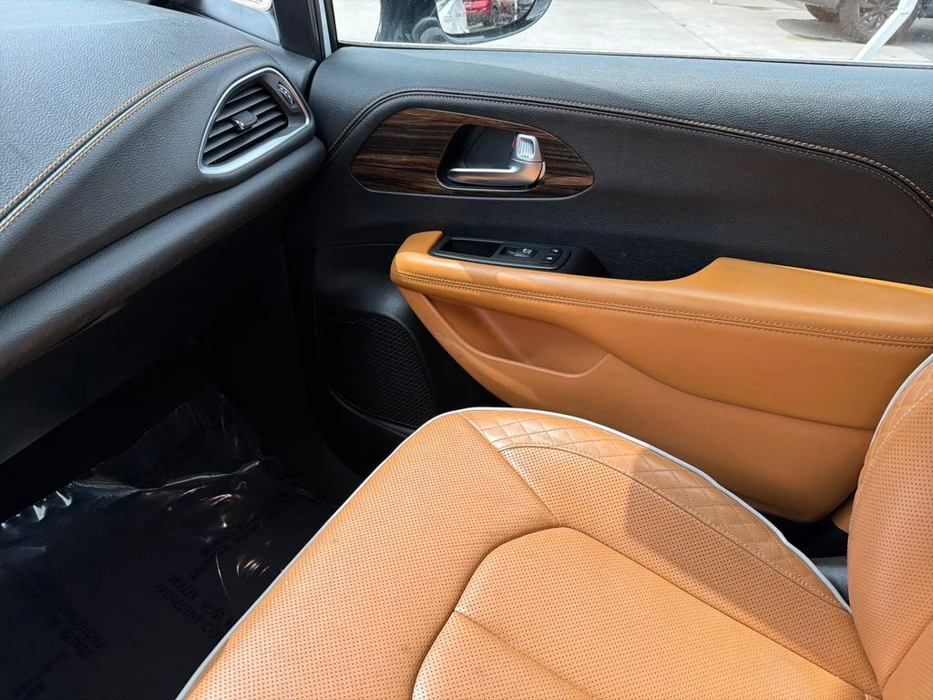 2023 Chrysler Pacifica Hybrid Pinnacle - Photo 31