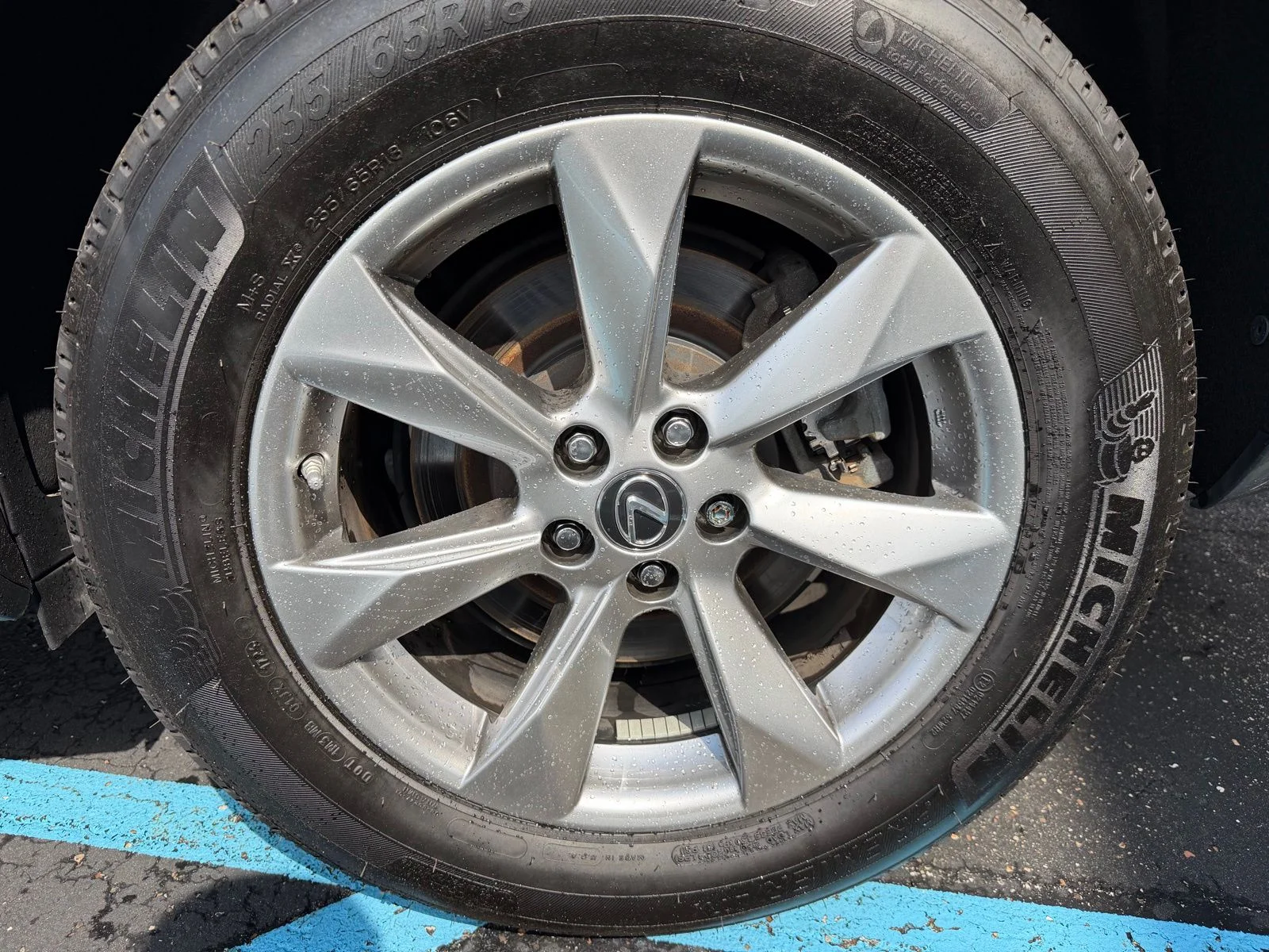 Used 2018  Lexus 350 image 22