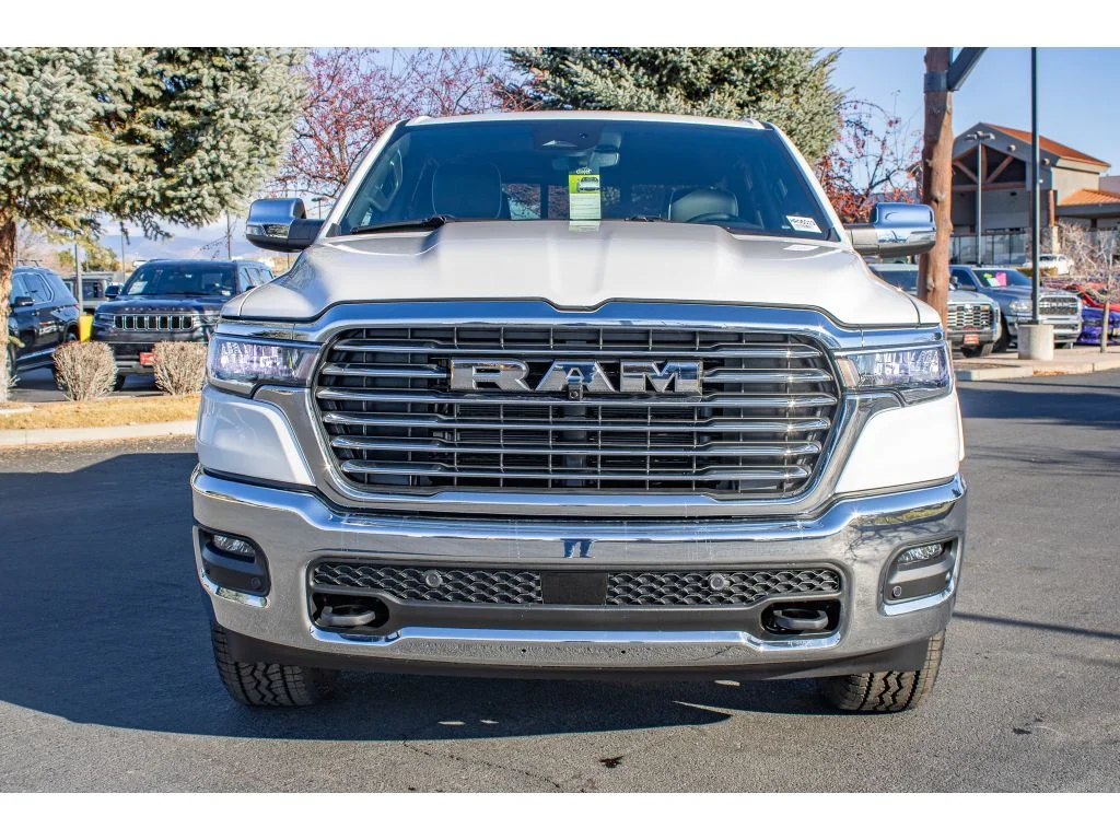 2026 RAM 1500 Laramie - Photo 3