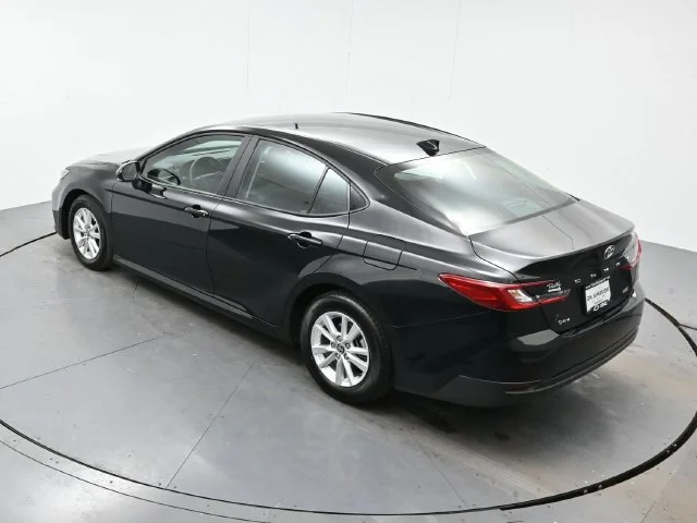 Used 2025 Midnight Black Me Toyota LE image 34