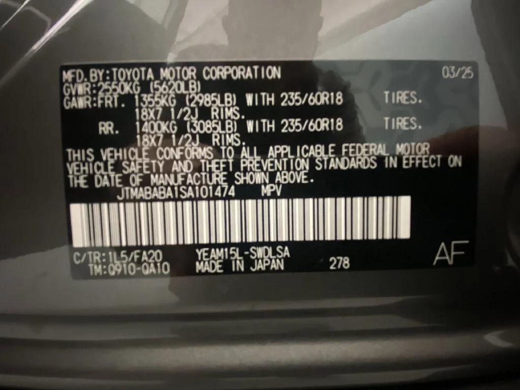 Used 2025 Carbon Subaru Premium image 27