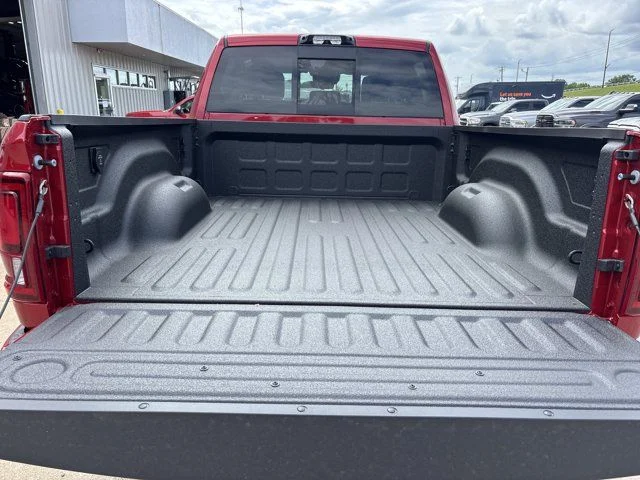 New 2026 Molten Red Pearl-Coat Exterior Paint RAM Laramie image 6