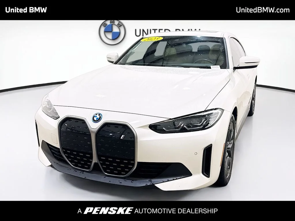 2023 BMW i4 eDrive35's photo