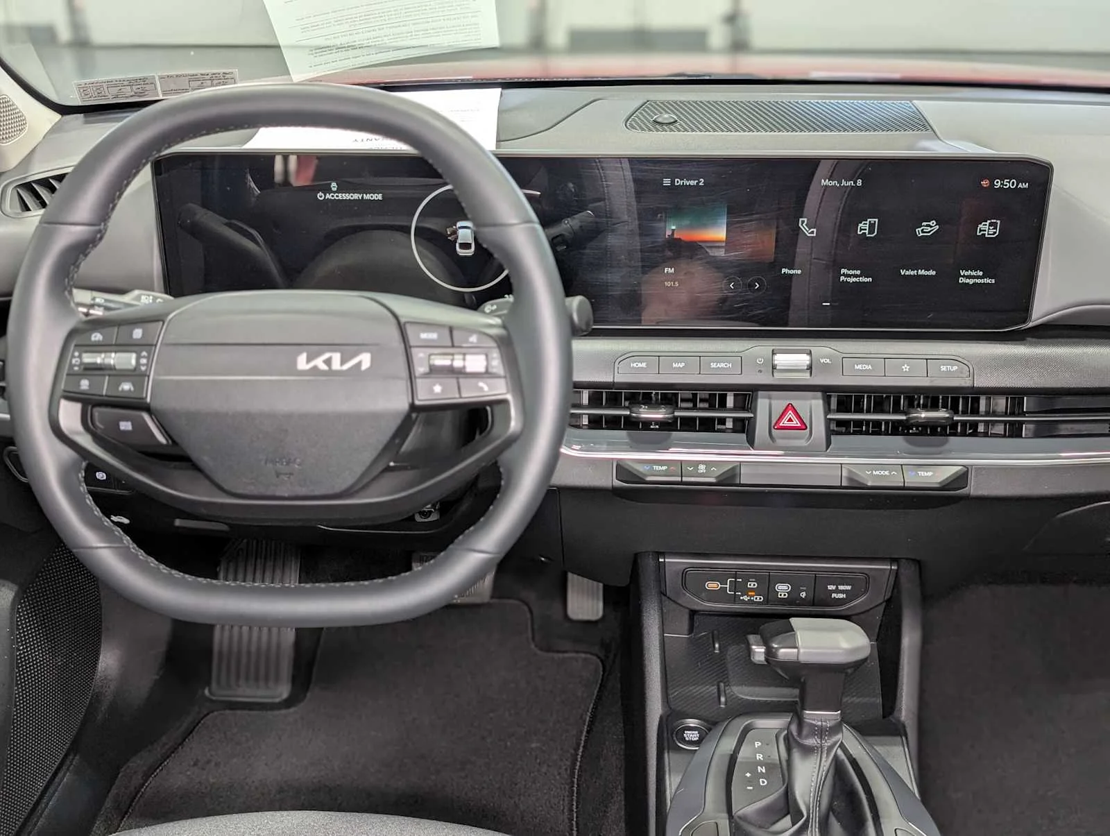 Used 2025 Currant Red Kia EX image 5