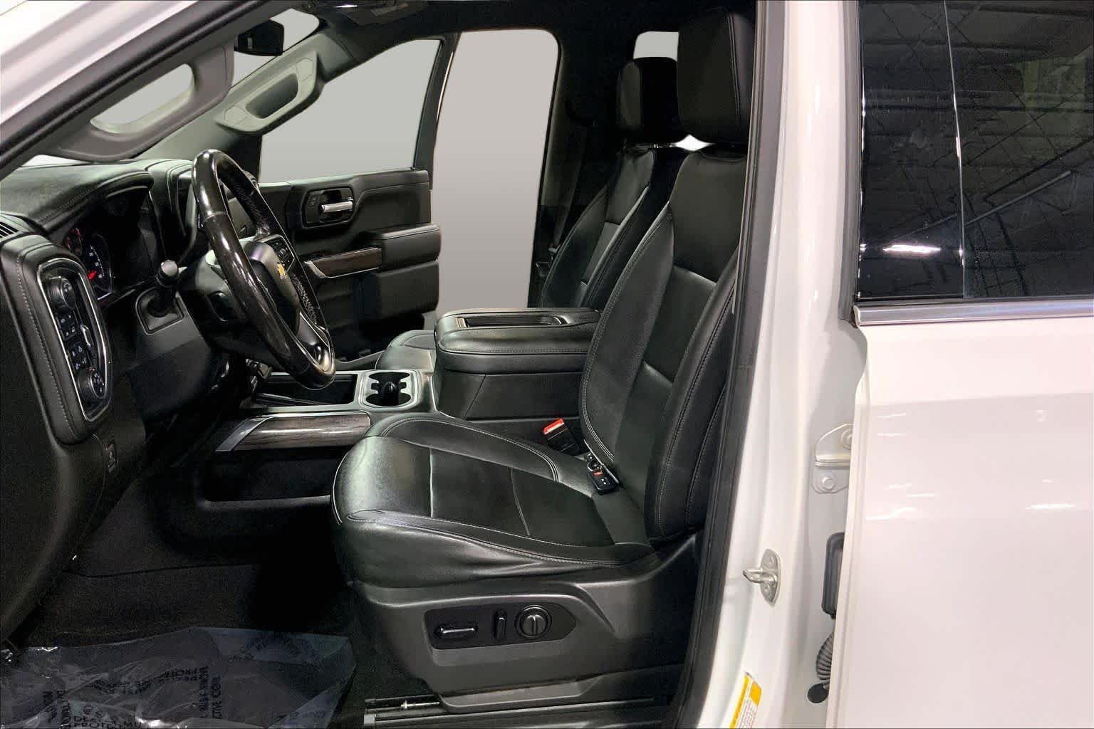 Used 2021 Summit White Chevrolet LTZ image 8