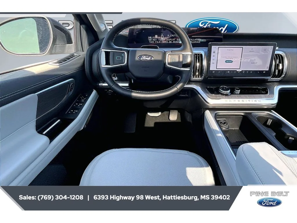 New 2026 Star White Metallic Tri-Coat Ford MAX Platinum® image 5