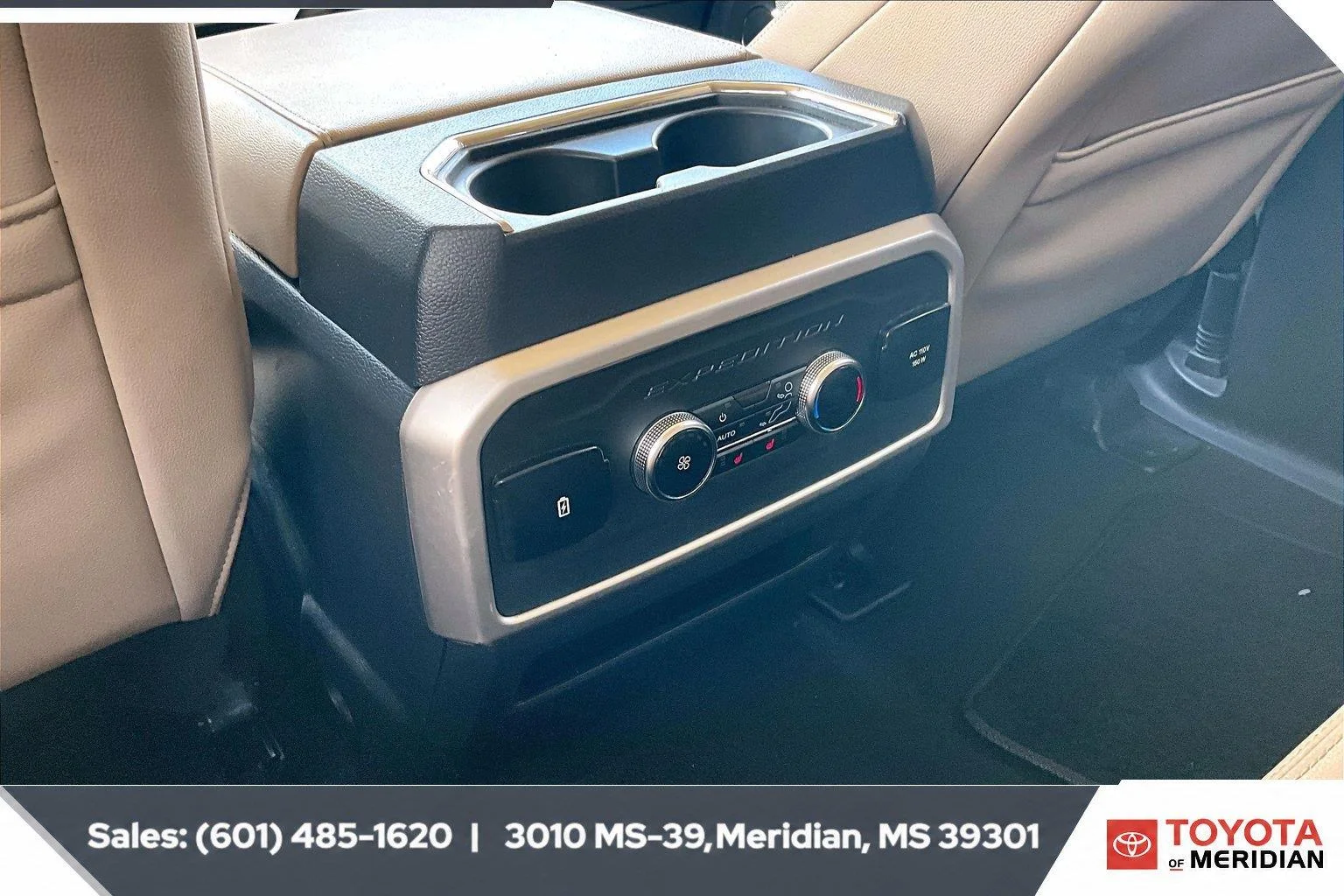 Used 2024 Dark Matter Gray Ford Limited image 25