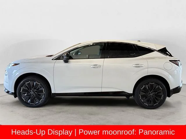 New 2026 White Nissan Platinum image 2